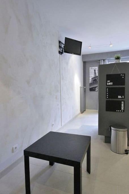 Appartement Avec Ascenseur La Defense กูร์เบอวัวร์ ภายนอก รูปภาพ