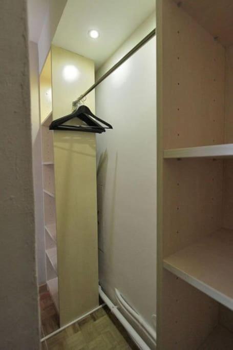 Appartement Avec Ascenseur La Defense กูร์เบอวัวร์ ภายนอก รูปภาพ